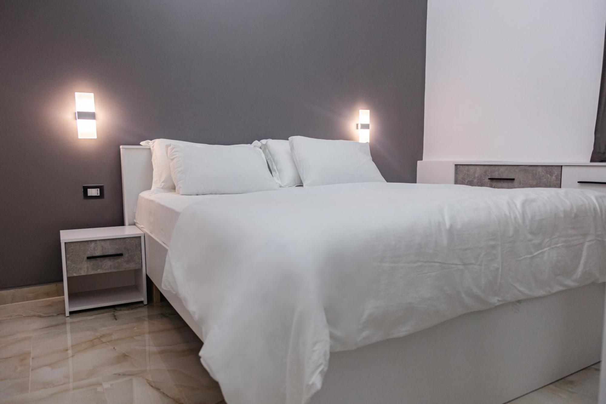 Mon Prive Apartment Tiranë Ngoại thất bức ảnh