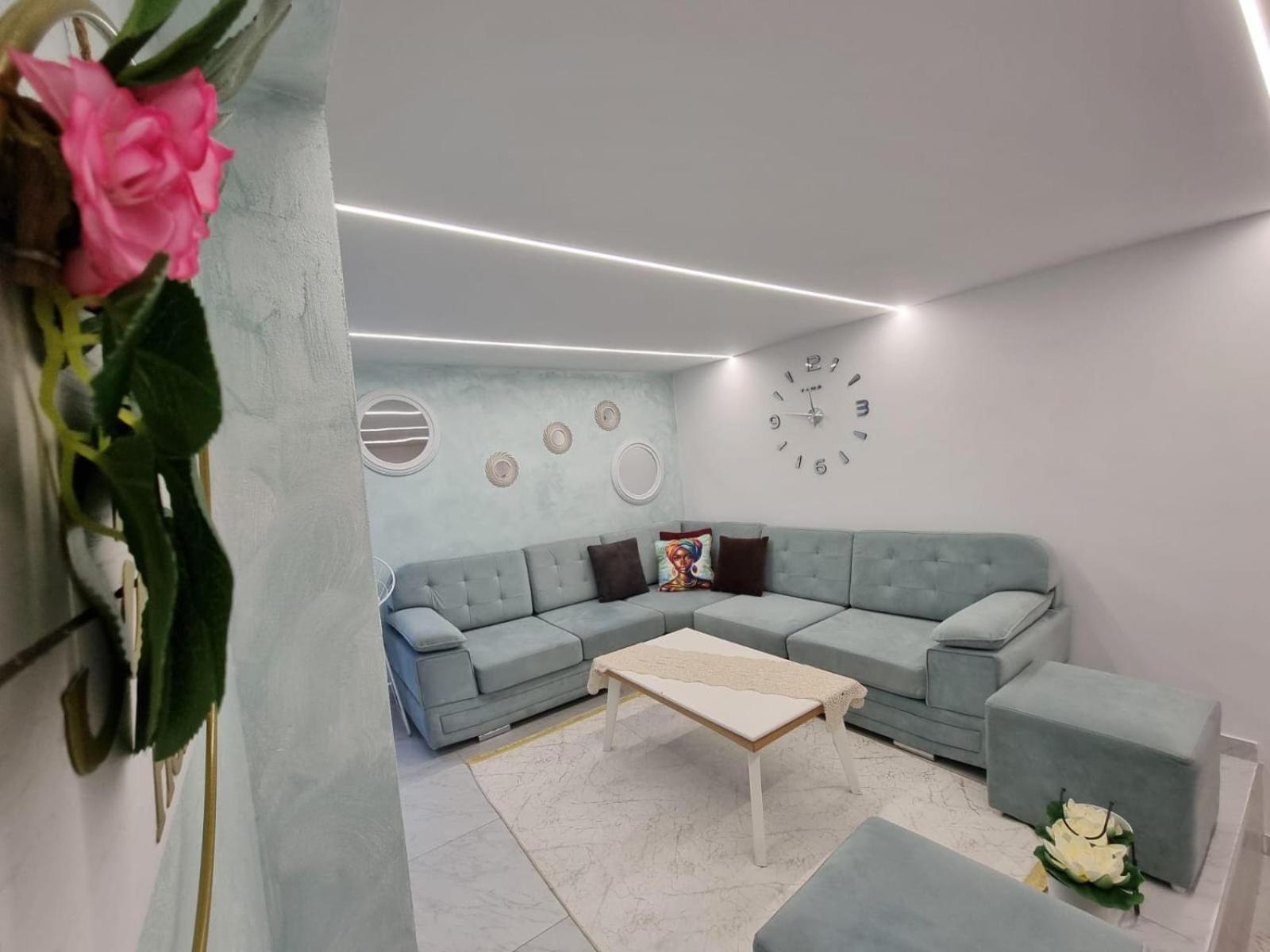 Mon Prive Apartment Tiranë Ngoại thất bức ảnh