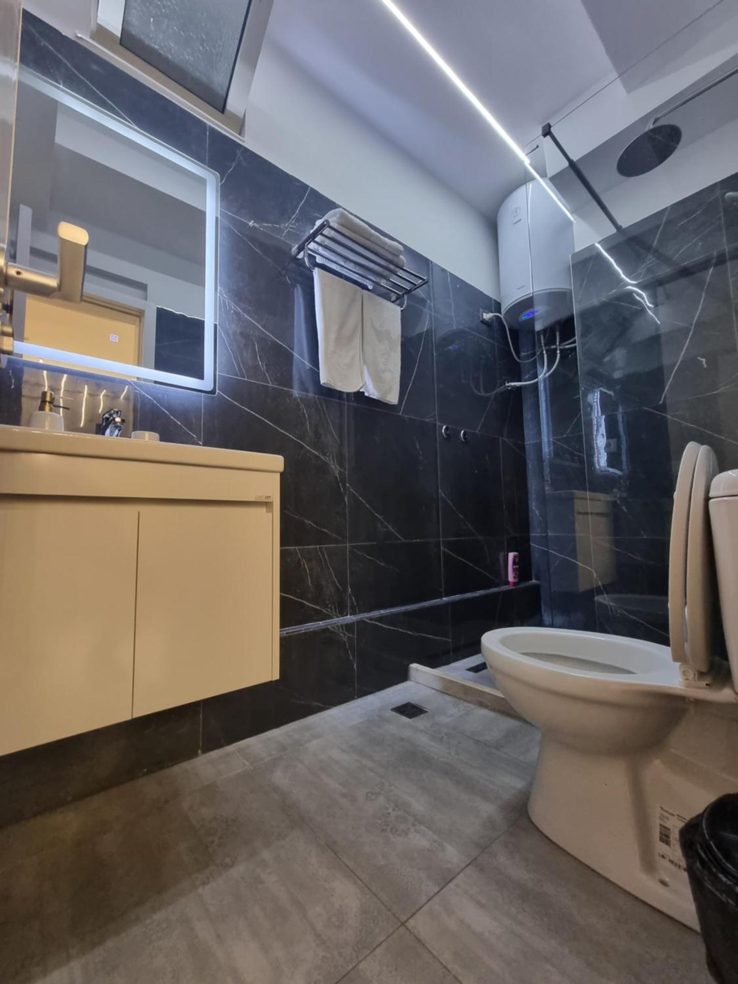 Mon Prive Apartment Tiranë Phòng bức ảnh